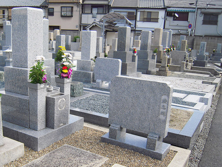 大阪市営 苅田墓地