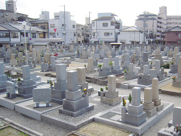 大阪市営 苅田墓地