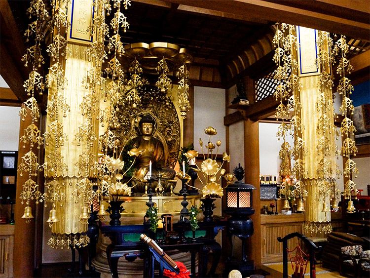 善龍寺墓地（史跡 口縄坂）